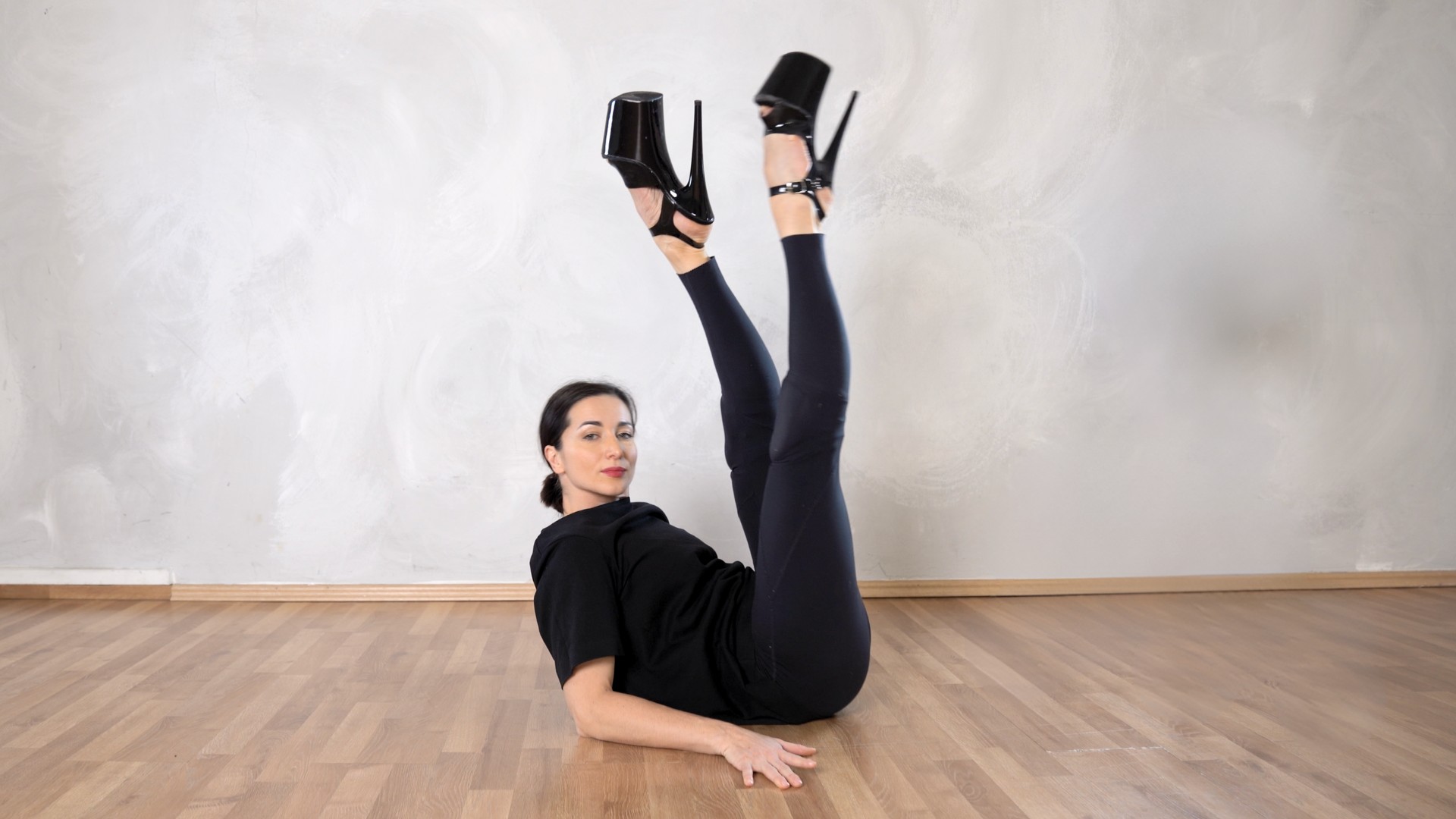 Learn Mesmerizing Legwork – Combo