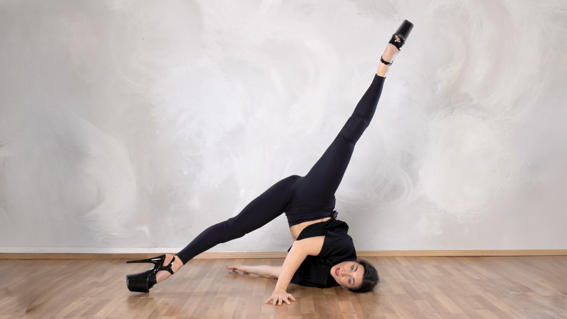 Backward and Forward Shoulder Rolls & Variations