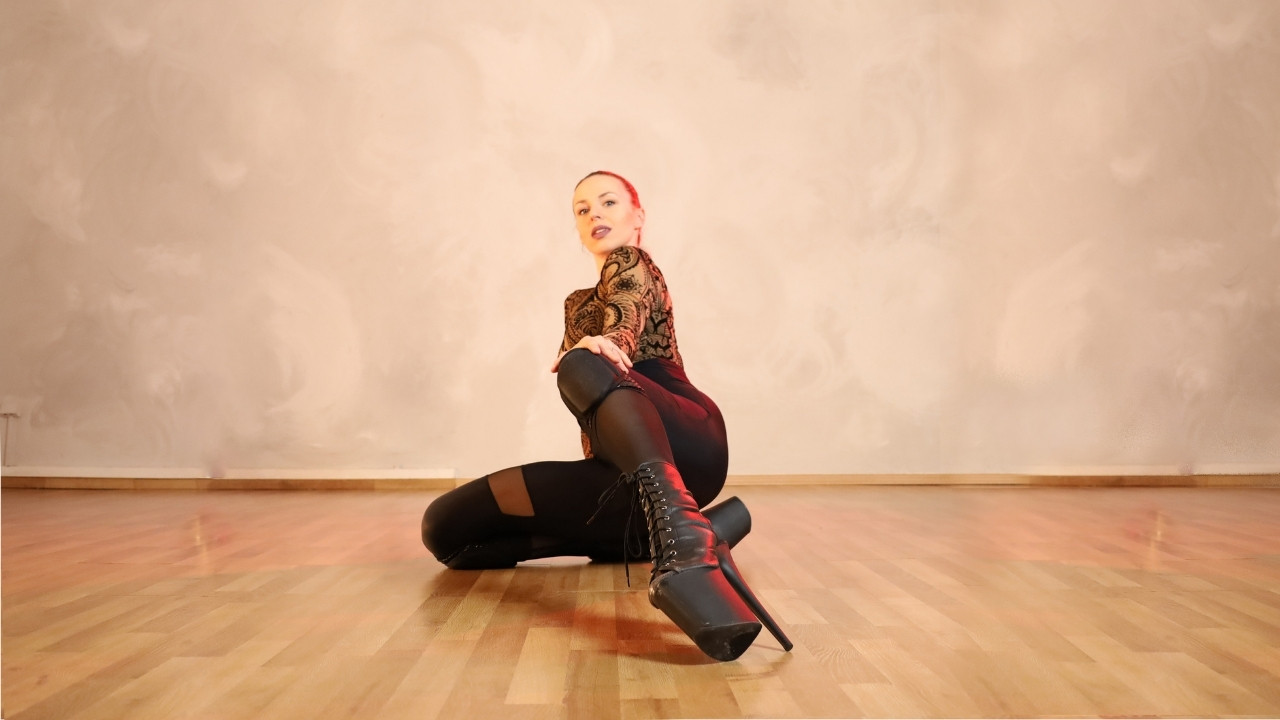 Dark & Mysterious Frame up Choreography